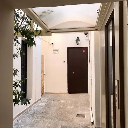 Interno 3 Apartment
