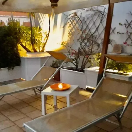 Interno 3 * Bari