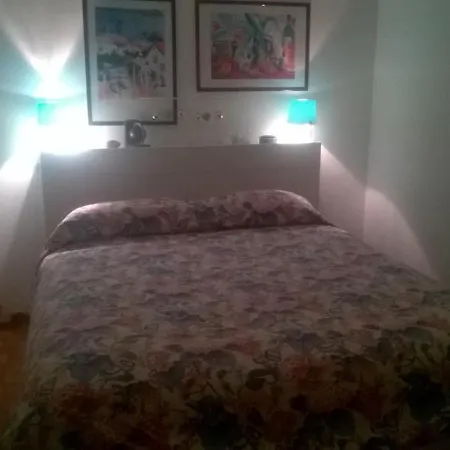 Interno 3 * Bari