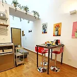 Interno 3 3*